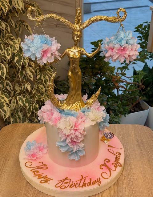 Tərəzi bürcünə özəl fərdi tort
